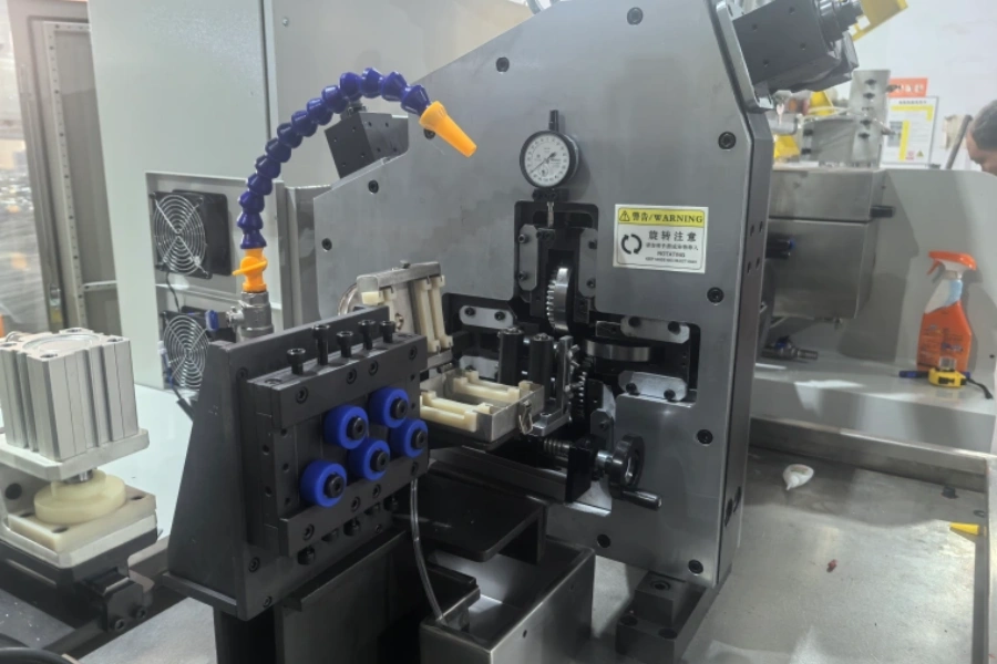 low carbon steel wire rolling